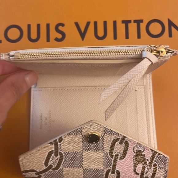 Louis Vuitton Nautical Victorine Wallet (box and dustbag included) - Picture 14 of 17